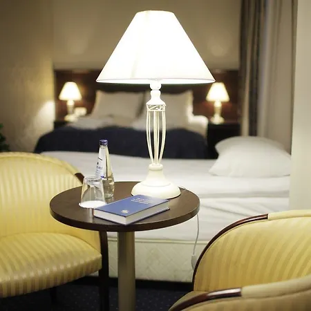 Gertrude Self Check-in 4*