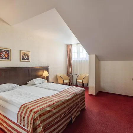 Gertrude Self Check-in Готель 4*