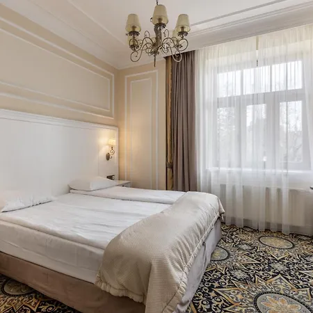 Gertrude Self Check-in Готель