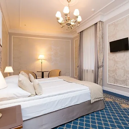 Gertrude Self Check-in Hotel 4*