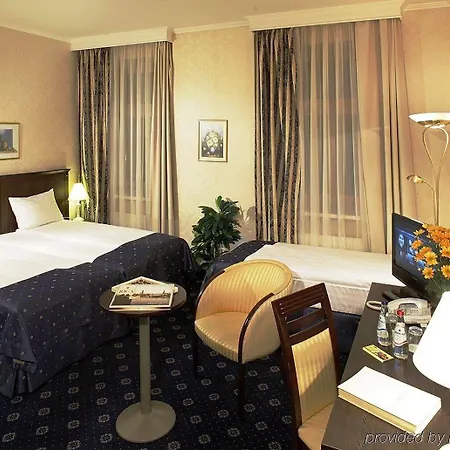 Gertrude Self Check-in Hotel