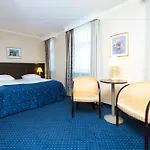 Hotel Gertrude Self Check-in 4*
