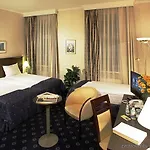 Gertrude Self Check-in Hotel