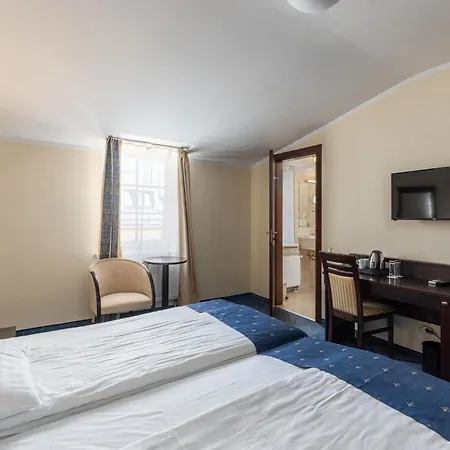Gertrude Self Check-in Hotel