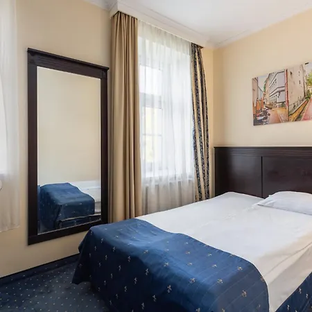 Gertrude Self Check-in Hotel