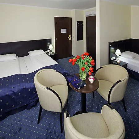 Gertrude Self Check-in Hotel 4*