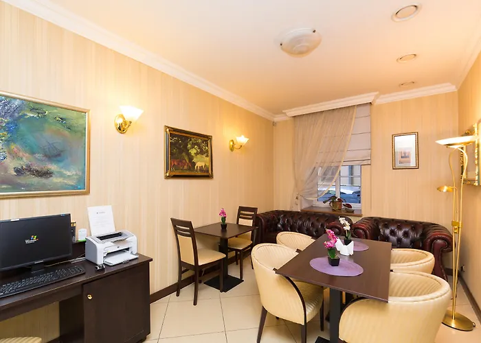 Gertrude Self Check-in Hotell 4*