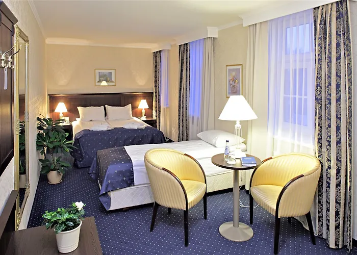 Gertrude Self Check-in Hotel