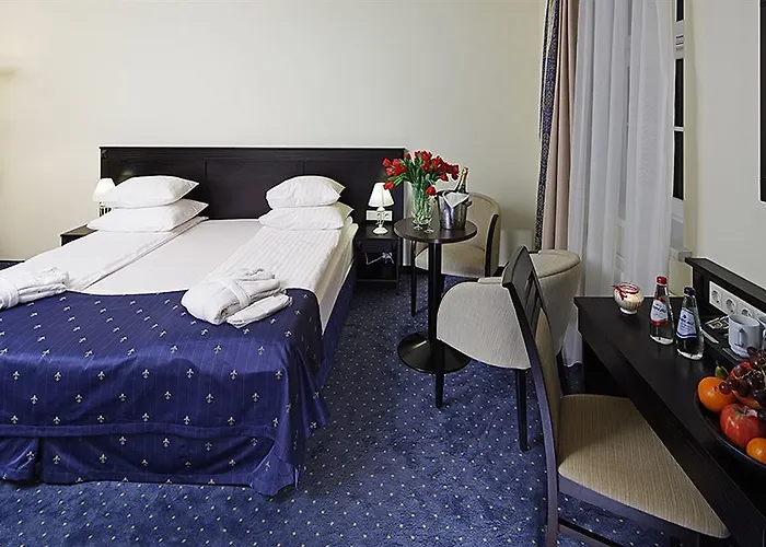 Gertrude Self Check-in 4*