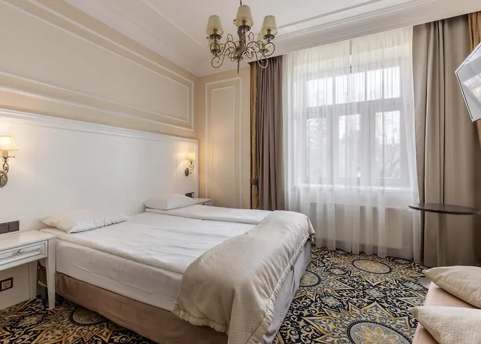 Gertrude Self Check-in Hotel